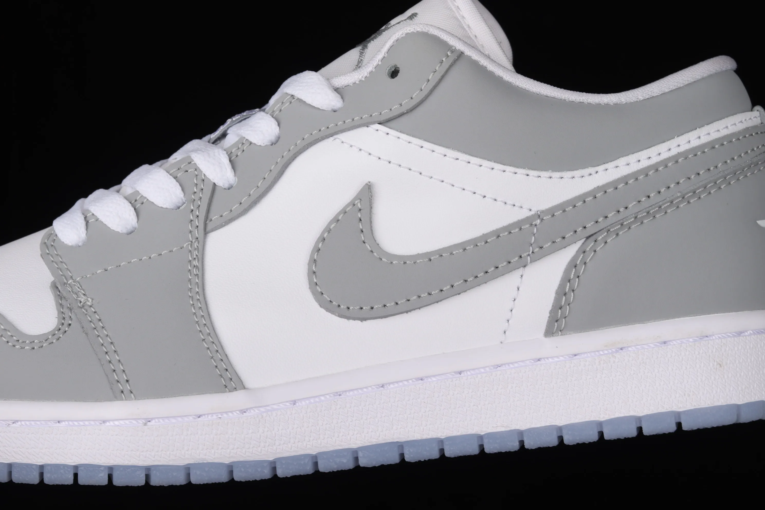 All categories Air Jordan Jordan series basketball shoes Air Jordan 1 Low G version pure original Air Jordan 1 Low AJ1 Joe 1 Wolf gray low-top cultural leisure sports sneakers DC0774-105